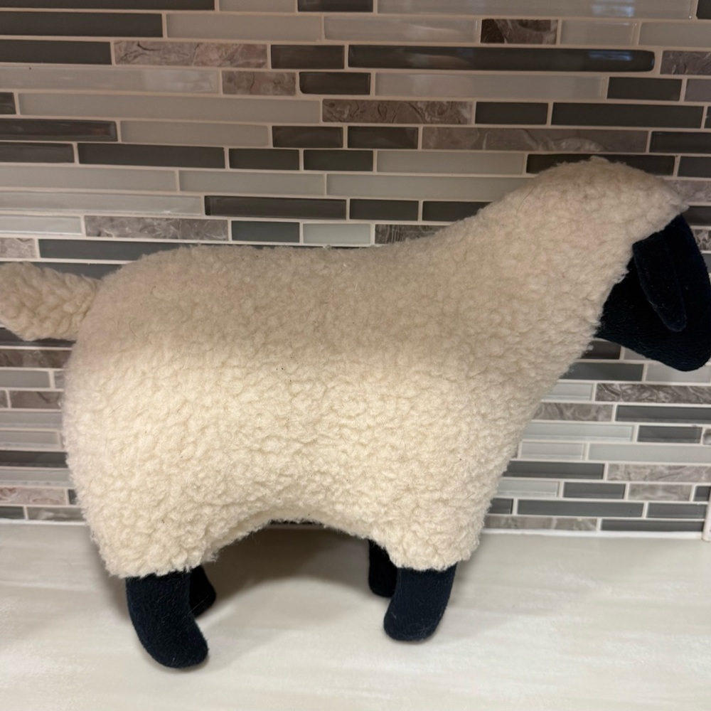 Vintage Primitive Large Wooly Sheep - Picture 3 of 4